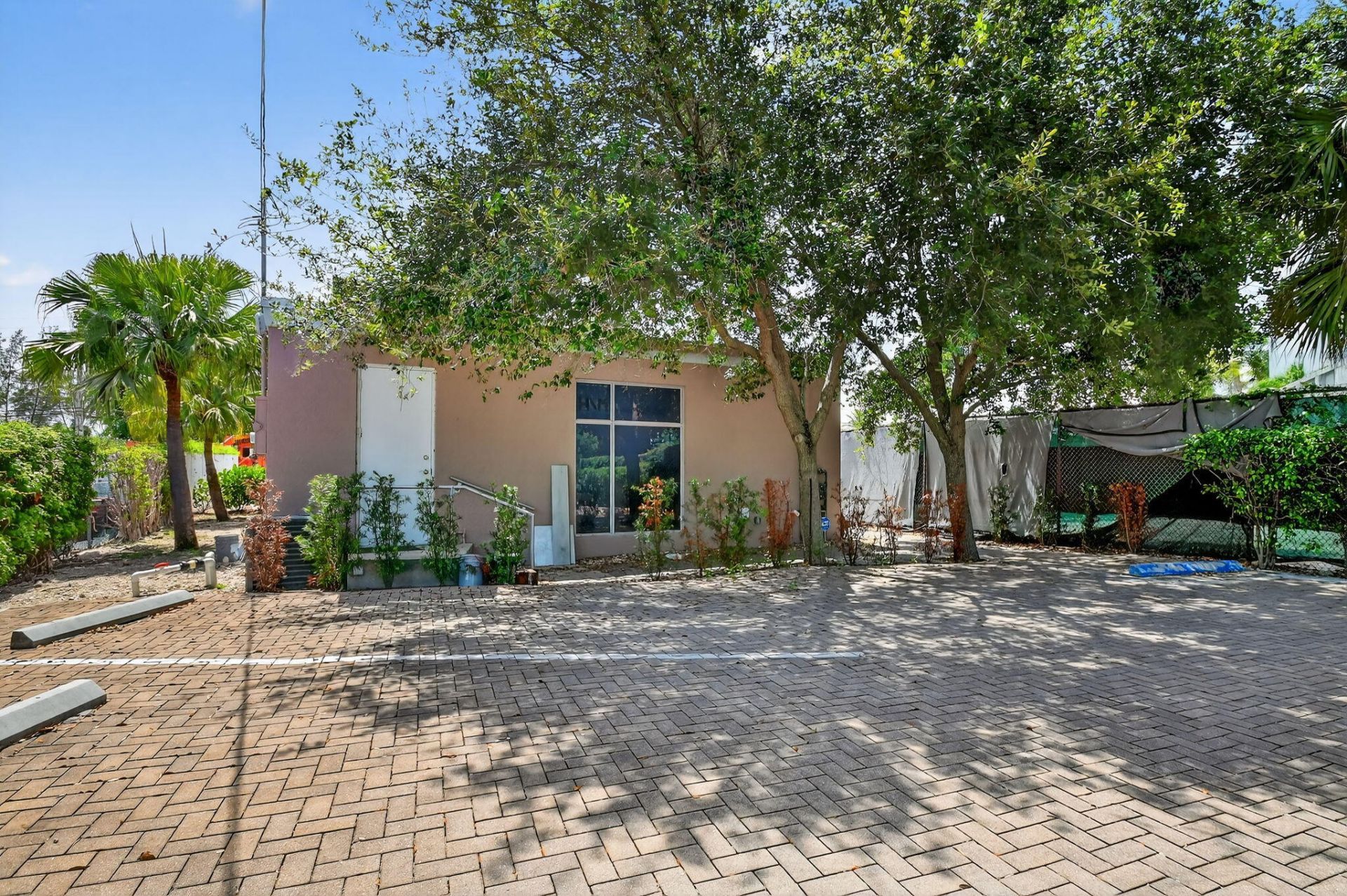 3705 N Federal Highway, Delray Beach, FL 33483 Photo