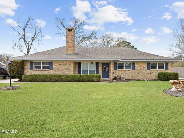 207 N William Drive, Lafayette, LA 70506