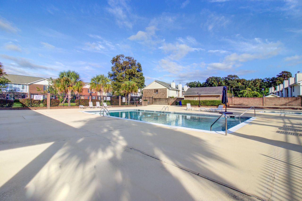 2932 Cathedral Lane Photo 45