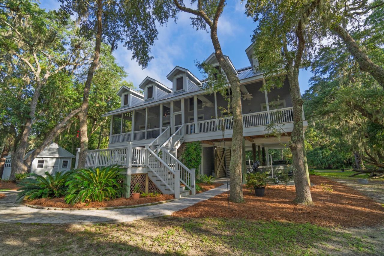 7805 Russell Creek Road Edisto Island, SC 29438
