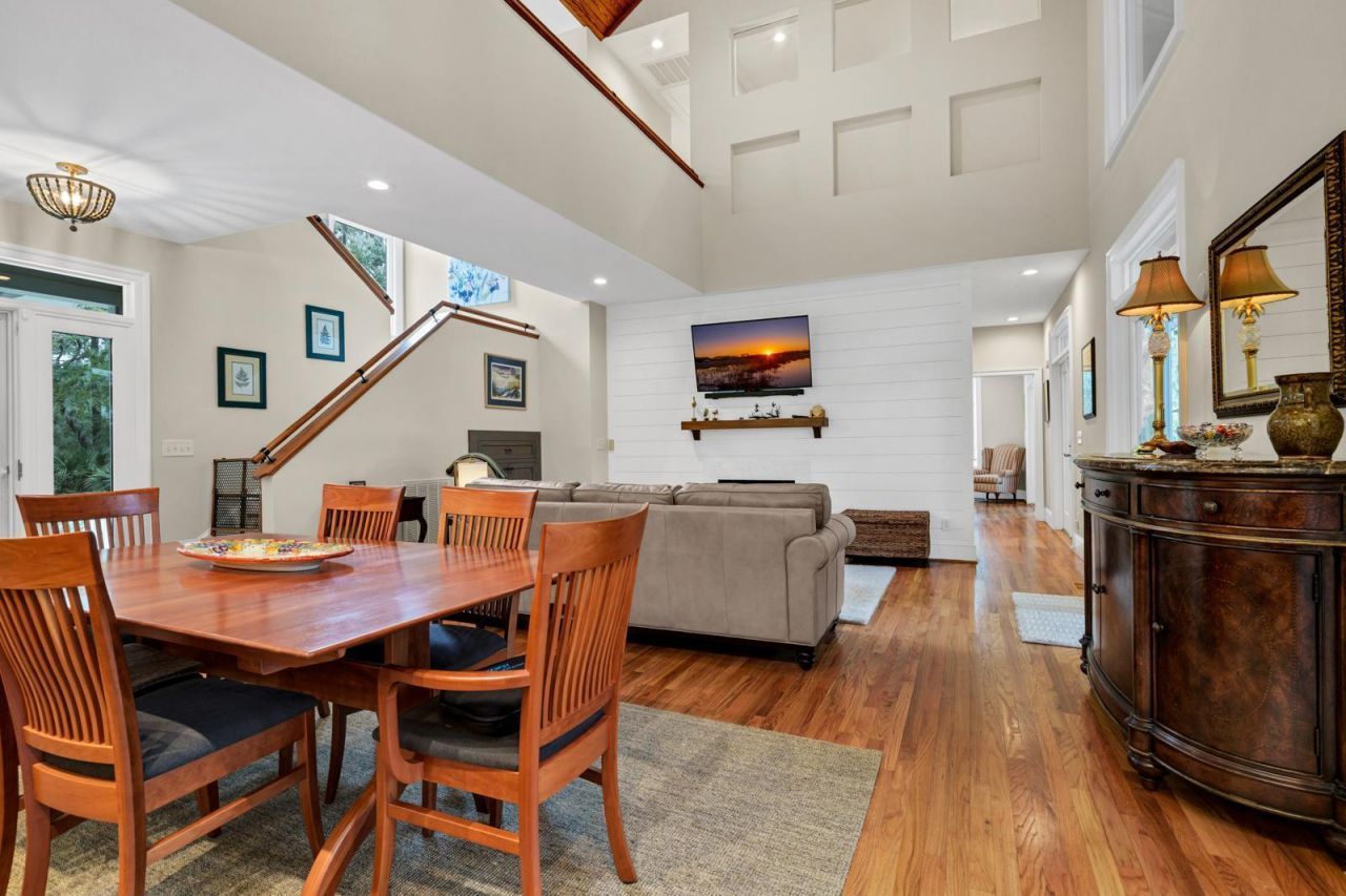 7805 Russell Creek Road Photo 19