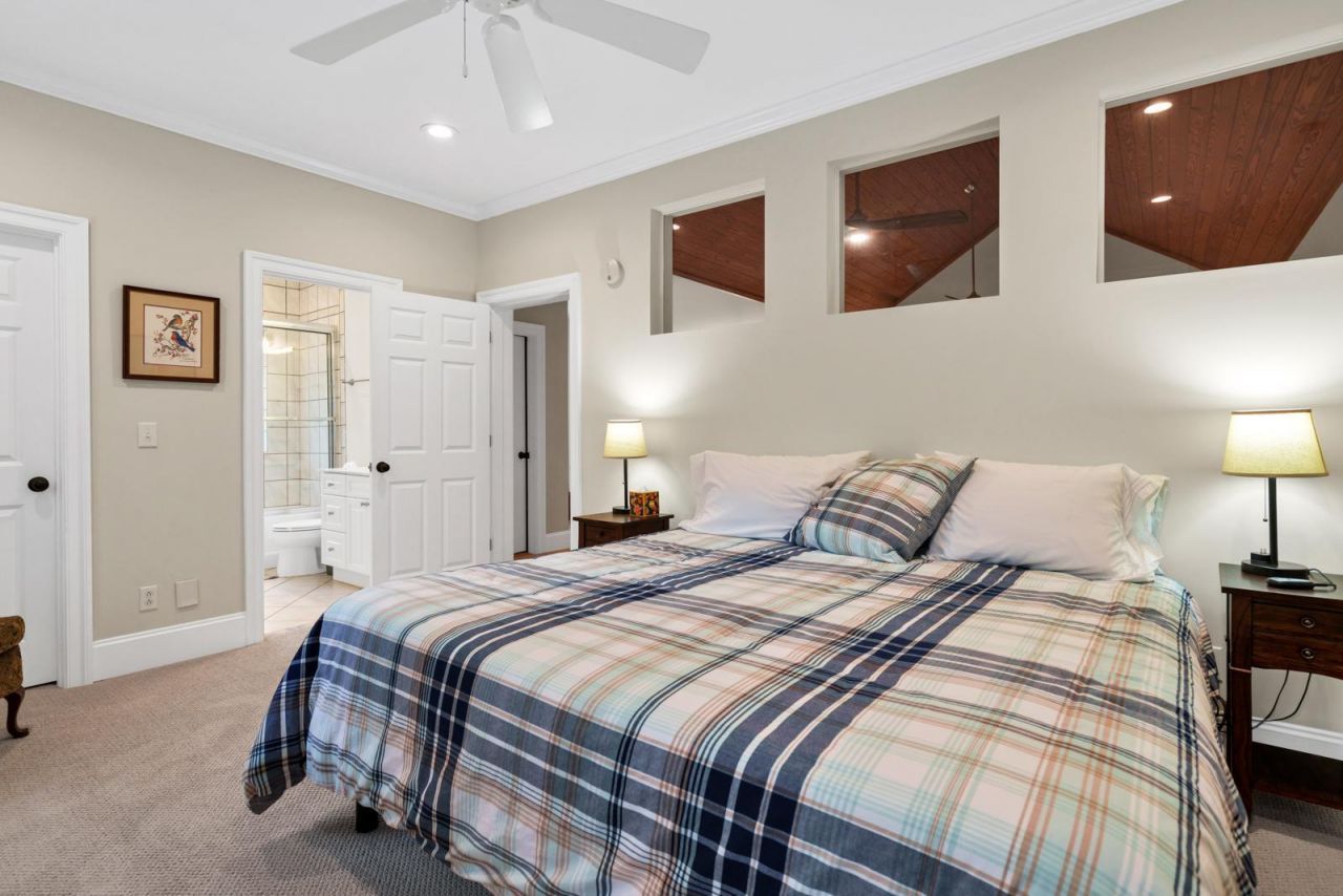 7805 Russell Creek Road Photo 35