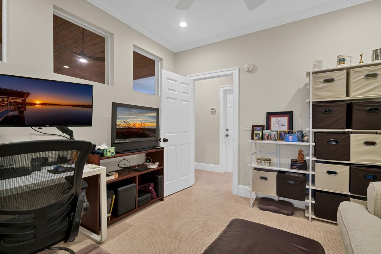 7805 Russell Creek Road Photo 39