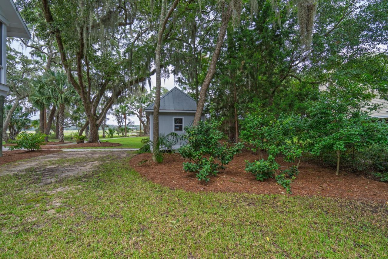 7805 Russell Creek Road Photo 49