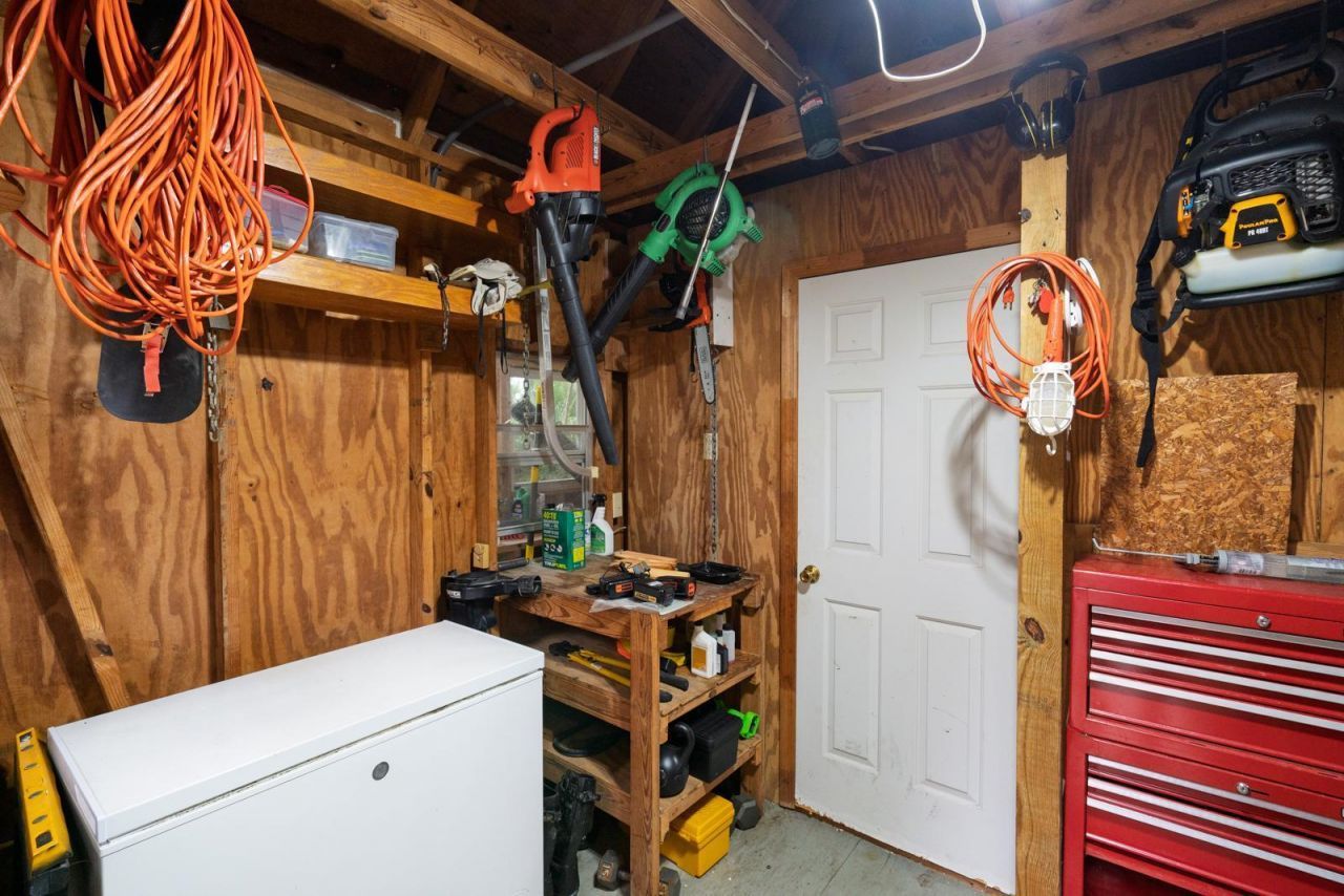 7805 Russell Creek Road Photo 53