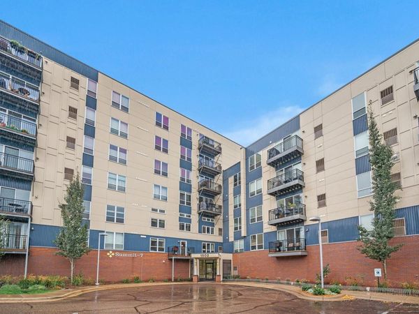 1502 5th Street N, Unit 403, Hopkins, MN 55305