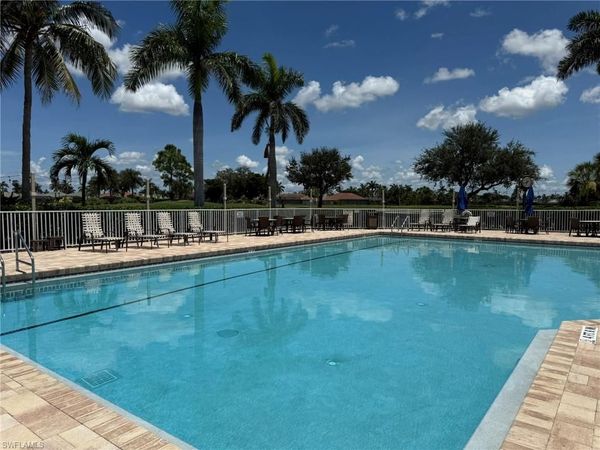 8853 Middlebrook DR, FORT MYERS, FL 33908