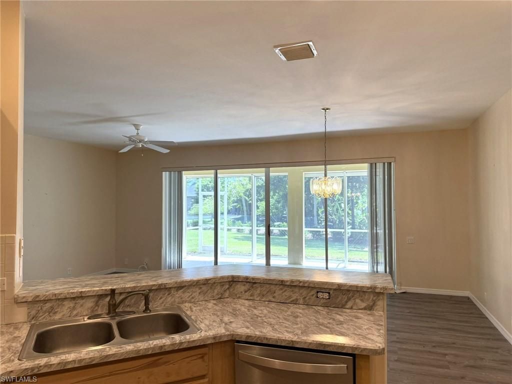 8853 Middlebrook Dr, Fort Myers, FL 33908 Photo