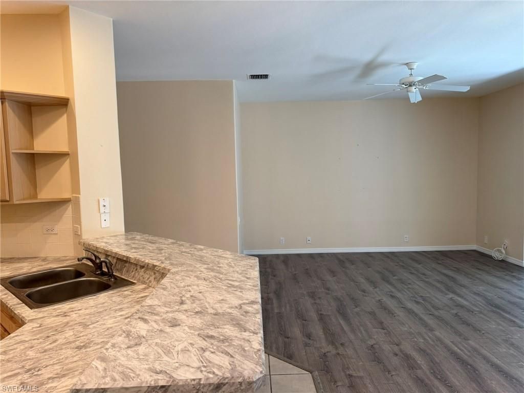 8853 Middlebrook Dr, Fort Myers, FL 33908 Photo