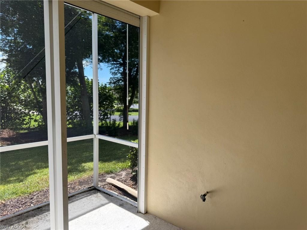 8853 Middlebrook Dr, Fort Myers, FL 33908 Photo