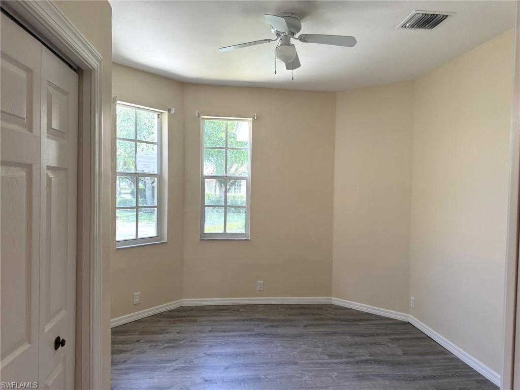 8853 Middlebrook Dr, Fort Myers, FL 33908 Photo
