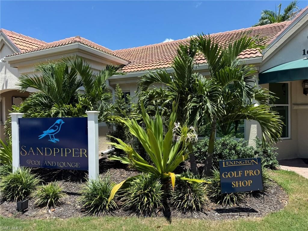 8853 Middlebrook Dr, Fort Myers, FL 33908 Photo