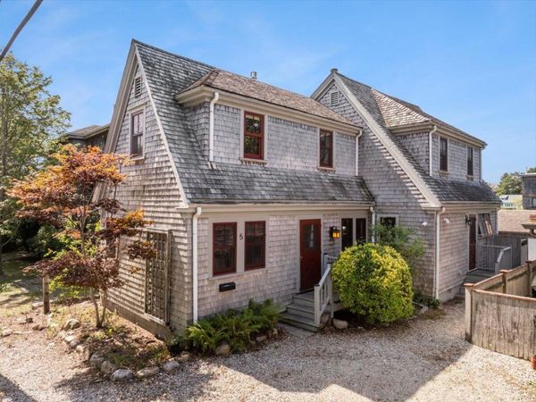 5 Park Road, Woods Hole, MA 02543