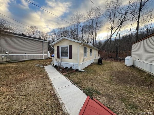 2 Mazies Lane, Unit 3, New Windsor, NY 12553