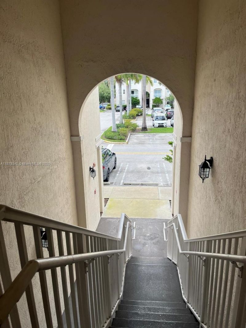 11401 NW 89th St, Unit 220, Doral, FL 33178 Photo