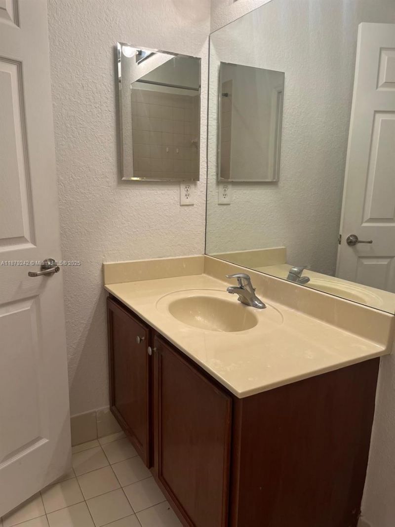 11401 NW 89th St, Unit 220, Doral, FL 33178 Photo