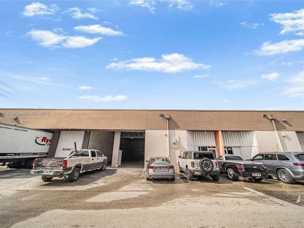 3018 NW 79th Ave, Unit 3018, Doral, FL 33122