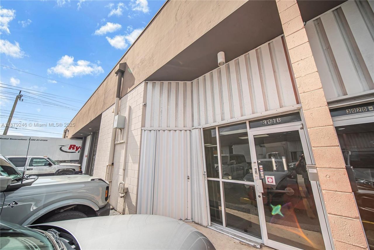 3018 NW 79th Ave, Unit 3018, Doral, FL 33122 Photo