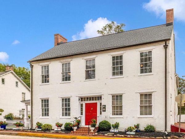 1 W MAIN STREET, BURKITTSVILLE, MD 21718