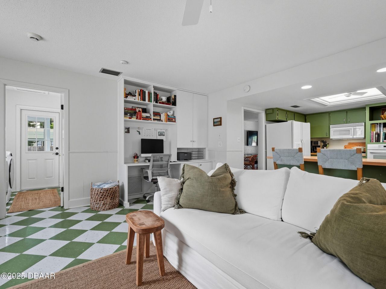 513 Ball Street, New Smyrna Beach, FL 32168 Photo