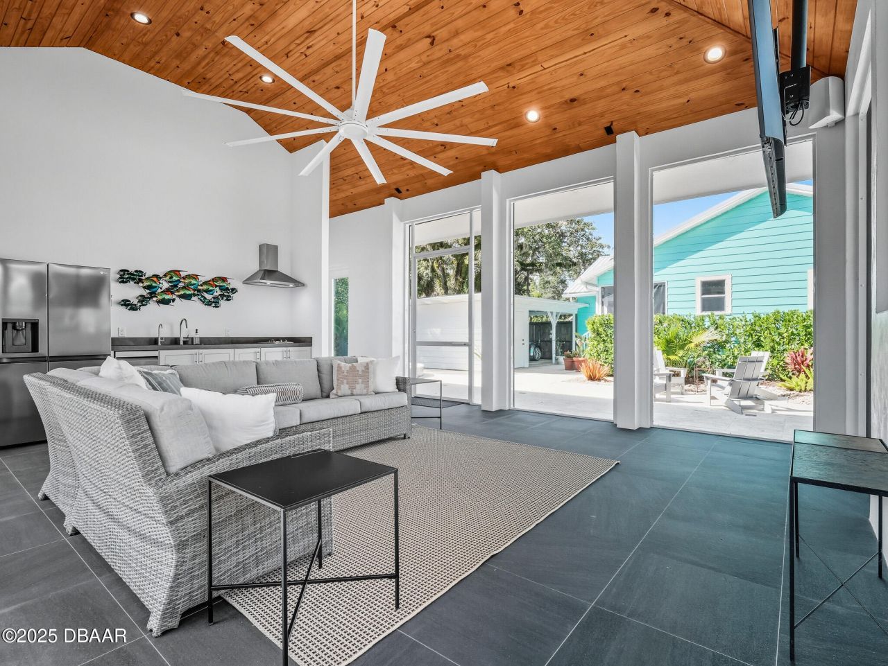 513 Ball Street, New Smyrna Beach, FL 32168 Photo