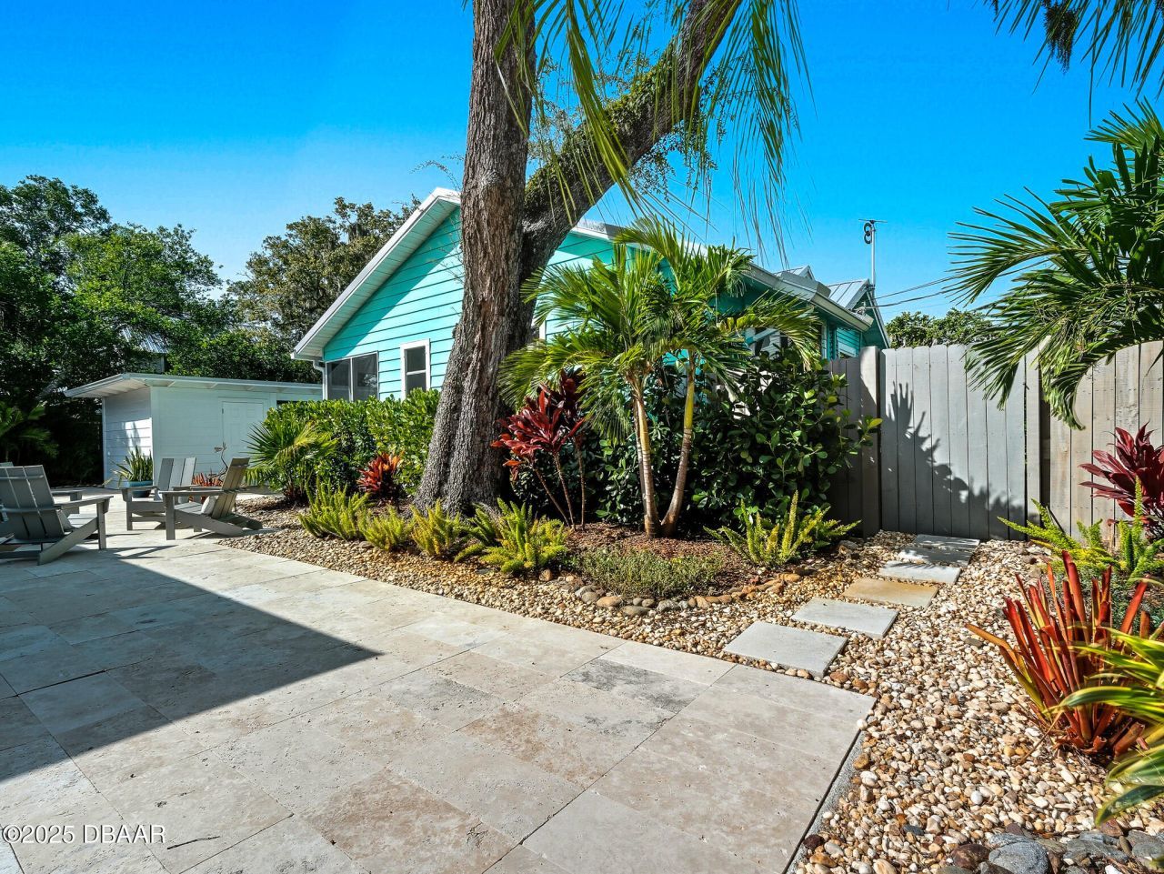 513 Ball Street, New Smyrna Beach, FL 32168 Photo