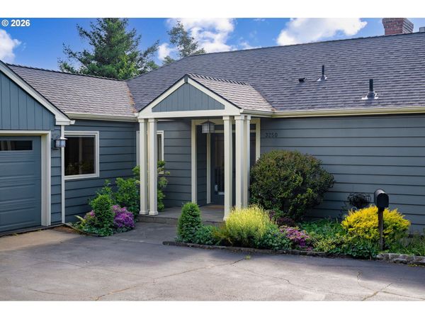 3250 SW DONNER WAY CT, Portland, OR 97239