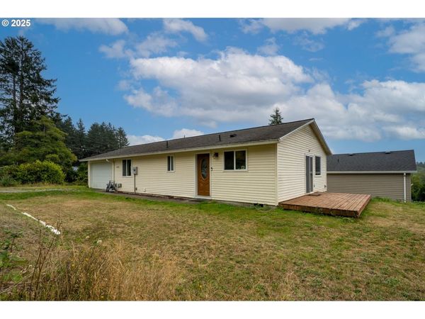 6670 SEATTLE AVE, Bay City, OR 97107