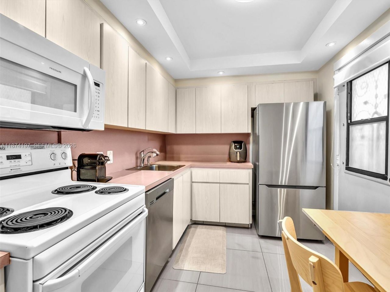 20400 W Country Club Dr, Unit 605, Aventura, FL 33180 Photo