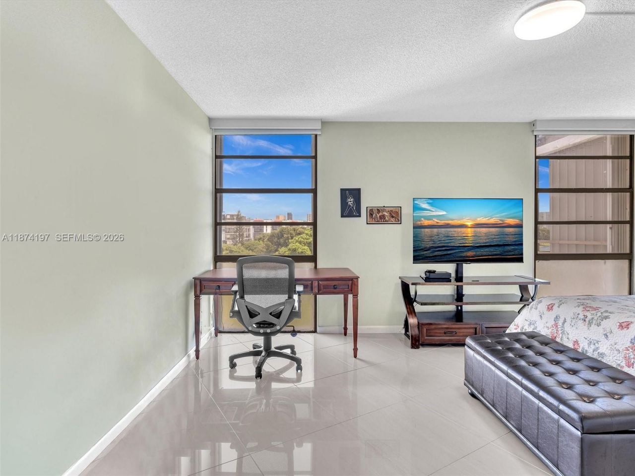 20400 W Country Club Dr, Unit 605, Aventura, FL 33180 Photo