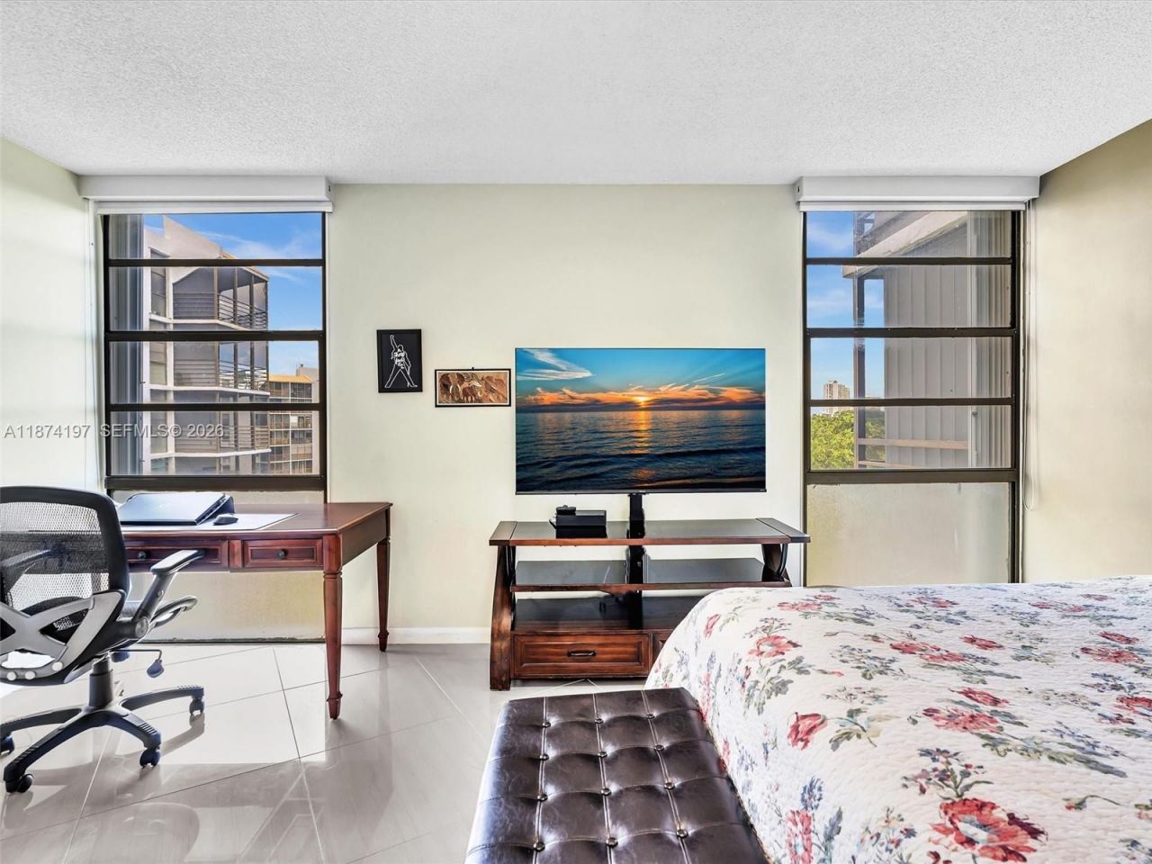 20400 W Country Club Dr, Unit 605, Aventura, FL 33180 Photo