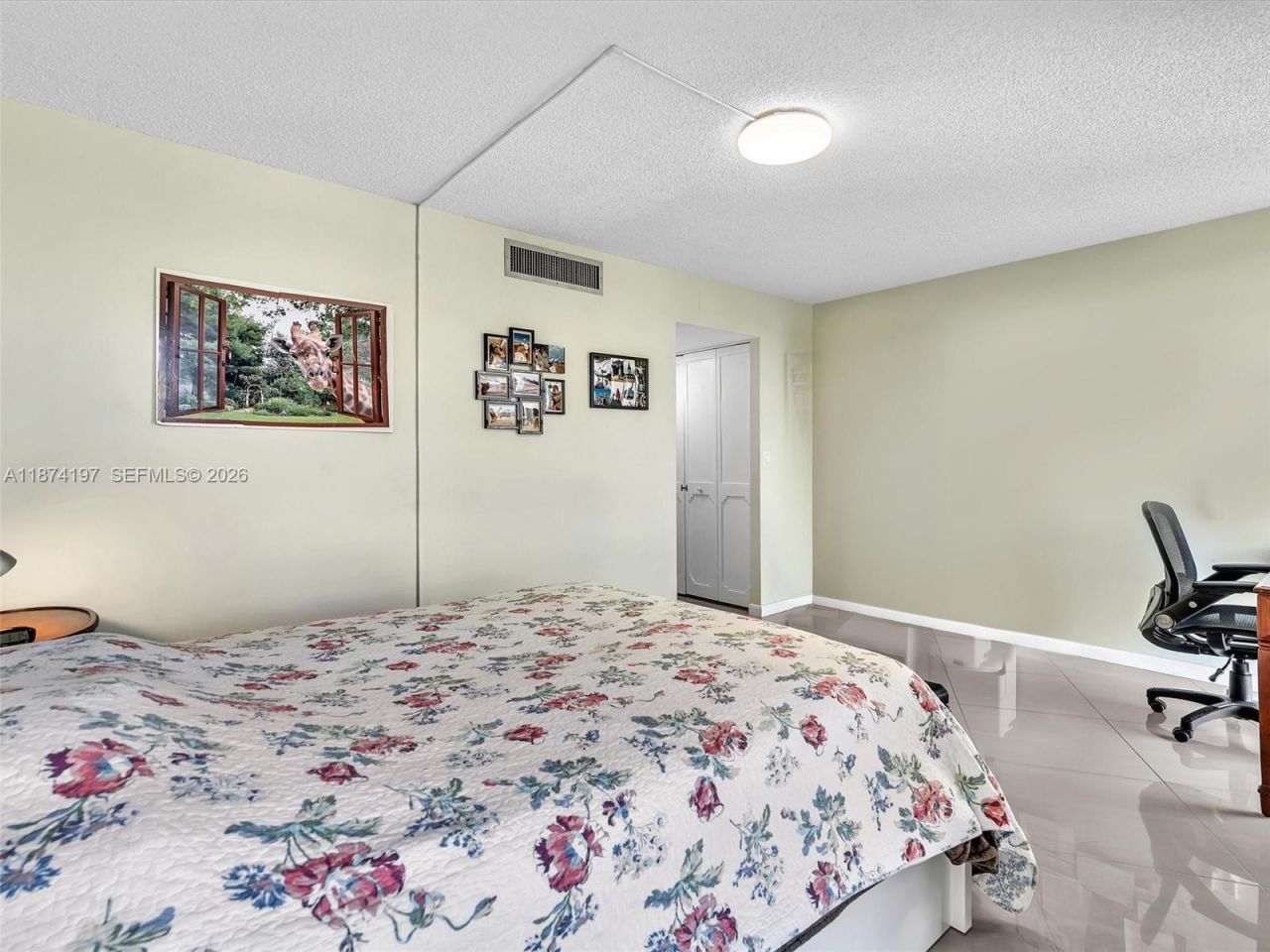 20400 W Country Club Dr, Unit 605, Aventura, FL 33180 Photo