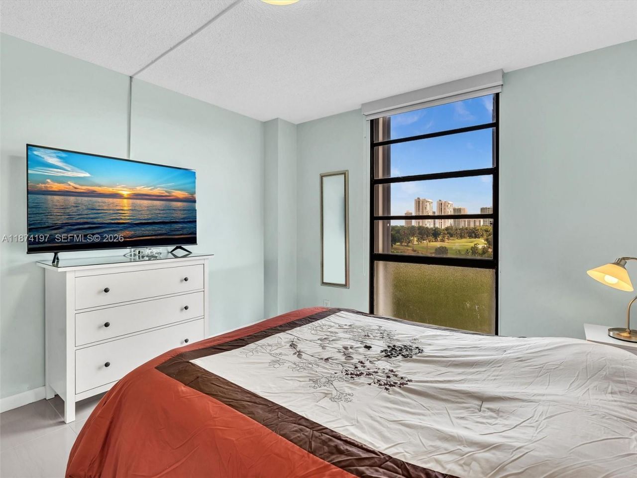 20400 W Country Club Dr, Unit 605, Aventura, FL 33180 Photo