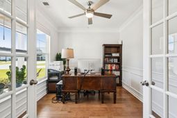 8809 Citronella Way photo 4