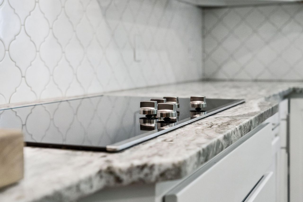 8809 Citronella Way Photo 7