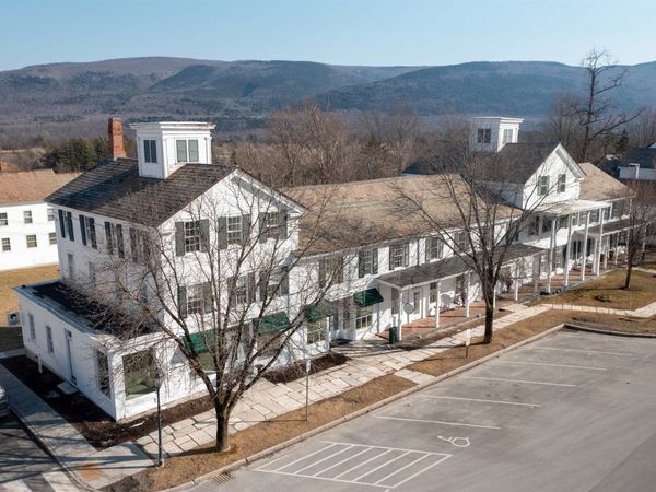 3568 Main Street, Manchester, VT 05254