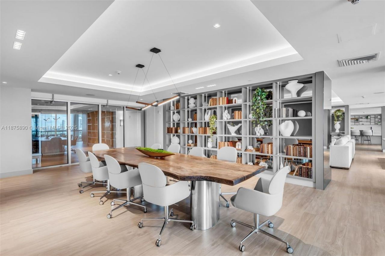 900 Biscayne Blvd, Unit 1707, Miami, FL 33132 Photo