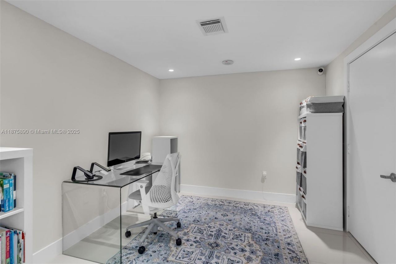 900 Biscayne Blvd, Unit 1707, Miami, FL 33132 Photo