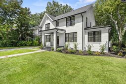 1731 Maplewood Drive photo 4