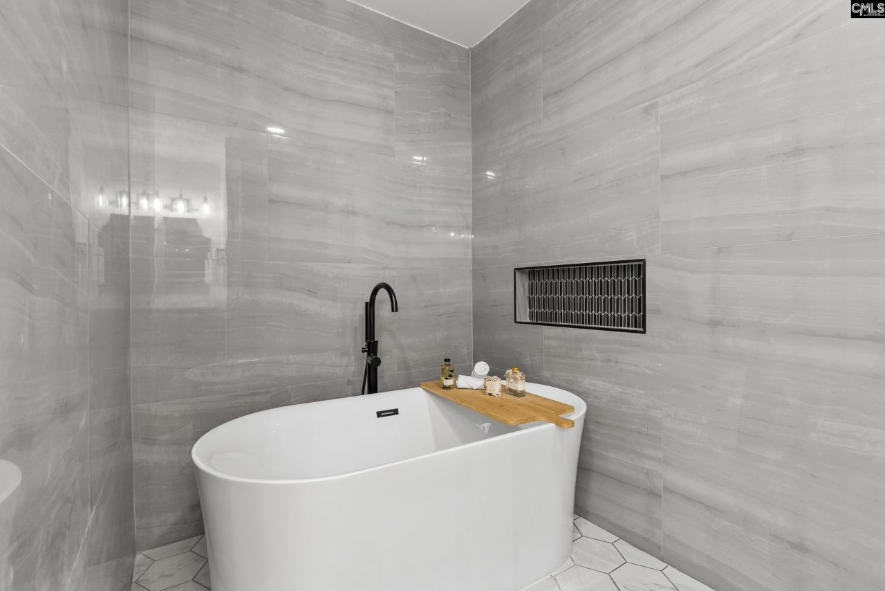 1731 Maplewood Drive Photo 24