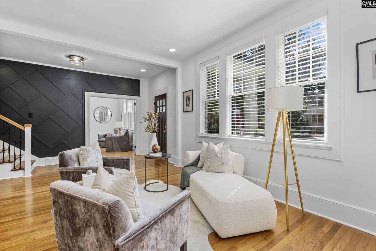 1731 Maplewood Drive Photo 4