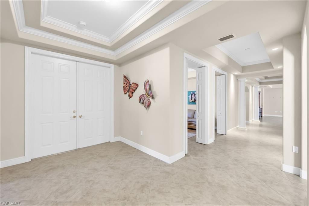 545 Avellino Isles Cir, Unit 102, Naples, FL 34119 Photo