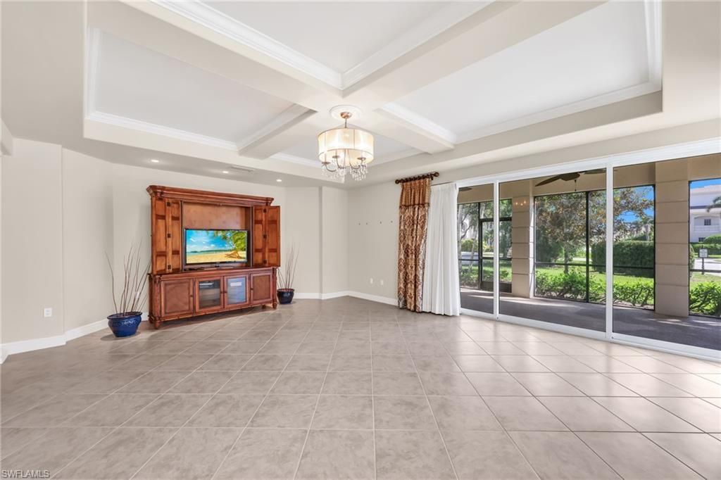545 Avellino Isles Cir, Unit 102, Naples, FL 34119 Photo