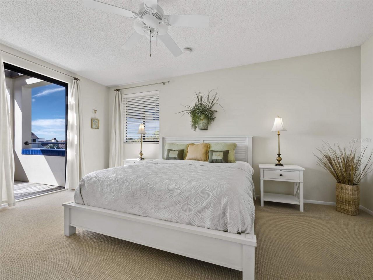 2012 Harbourside Drive, Unit 2104, Longboat Key, FL 34228 Photo