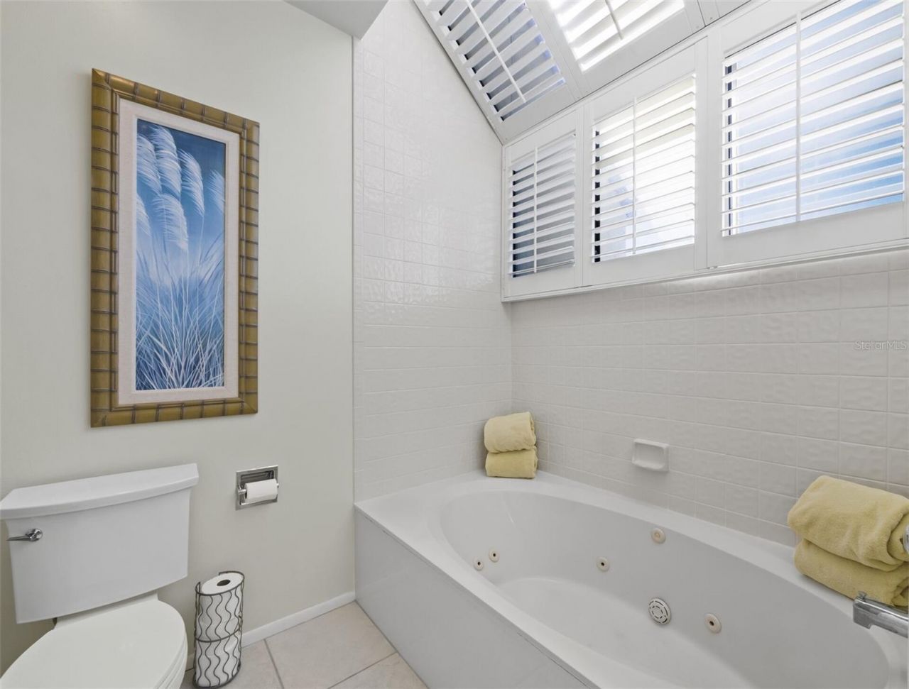 2012 Harbourside Drive, Unit 2104, Longboat Key, FL 34228 Photo