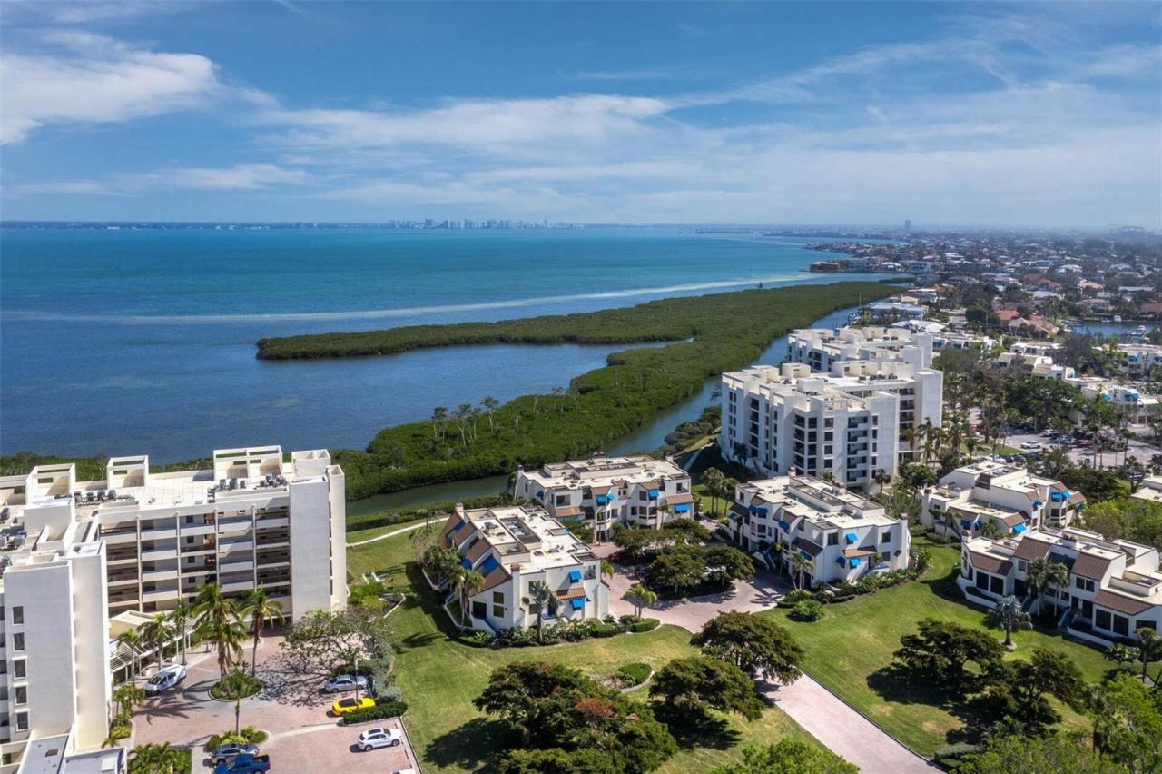 2012 Harbourside Drive, Unit 2104, Longboat Key, FL 34228 Photo