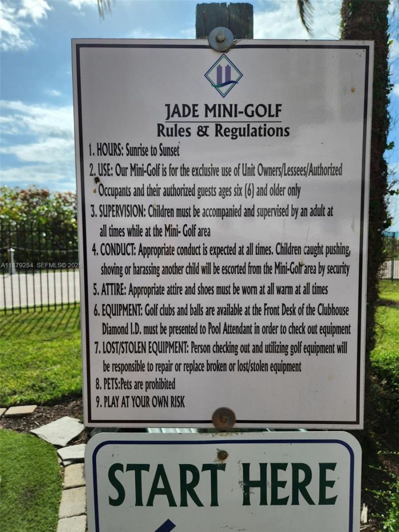 4779 Collins Ave, Unit 1804 STRG, Miami Beach, FL 33140 Photo