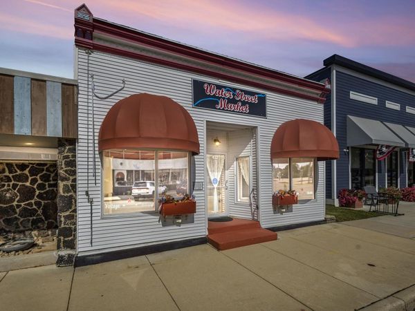 432 W Water Street, Princeton, WI 54968