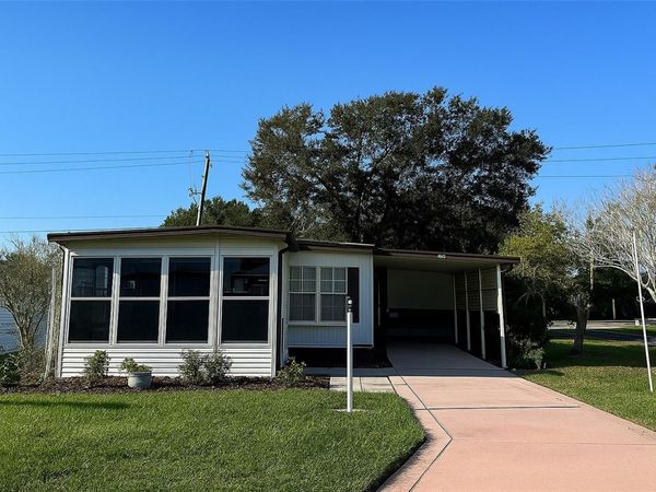 527 EGRET CIRCLE, MICCO, FL 32976