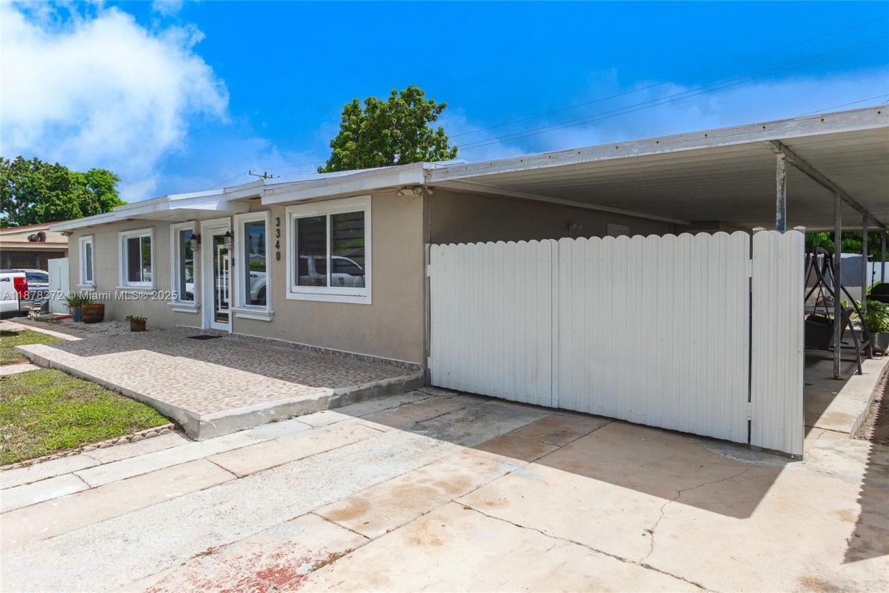 3340 NW 179th St, Miami Gardens, FL 33056 Photo